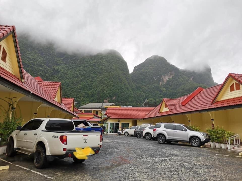 Hotel Rachawadee House Phang Nga Esterno foto